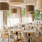 City-east Landsberger Allee, An Ihg 4* Berlim