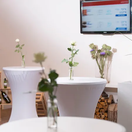 City-east Landsberger Allee, An Ihg Berlin