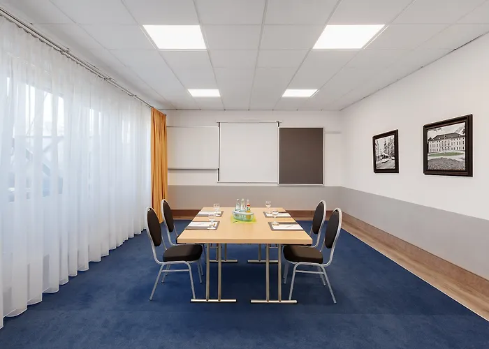 City-east Landsberger Allee, An Ihg 4*