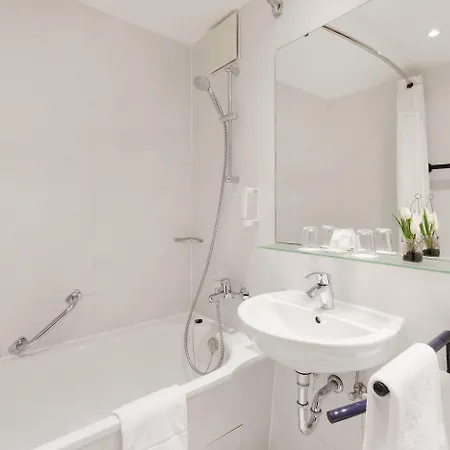 City-east Landsberger Allee, An Ihg