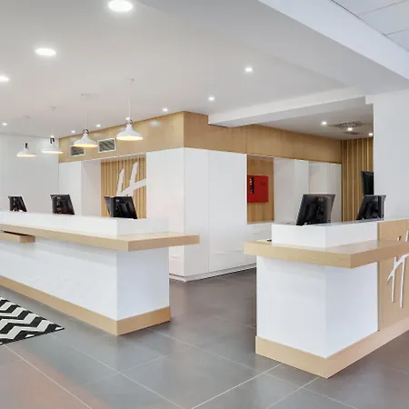 ホテル City-east Landsberger Allee, An Ihg 4*