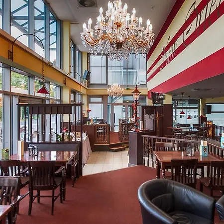 City-east Landsberger Allee, An Ihg ホテル ベルリン