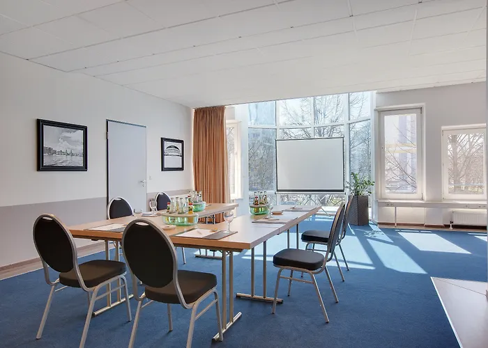 Hotell City-east Landsberger Allee, An Ihg