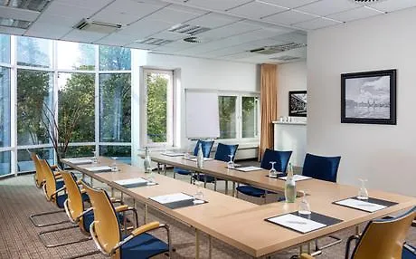 Hotell City-east Landsberger Allee, An Ihg Berlin